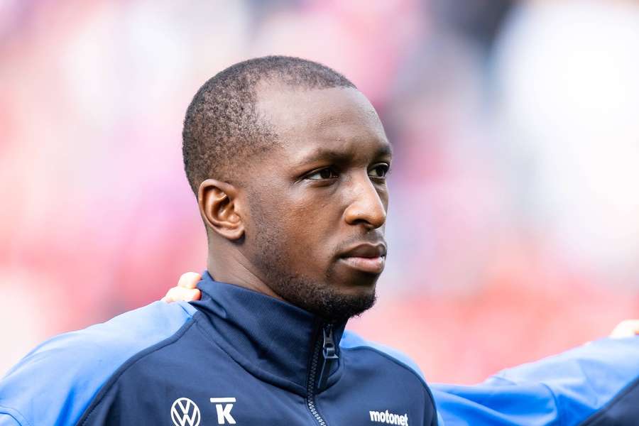 Glen Kamara vai ser reforço do QPR Glen Kamara vai ser reforço do QPR