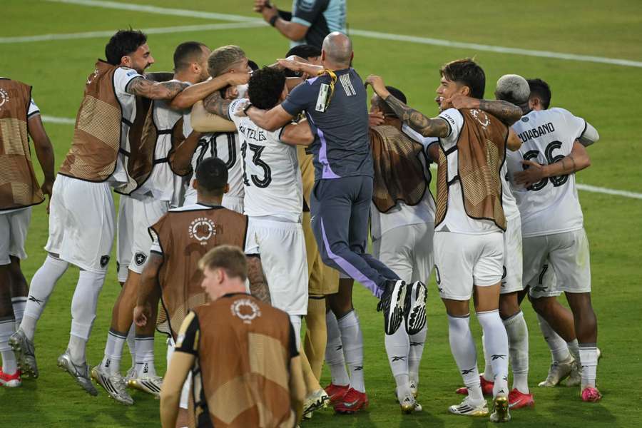 Botafogo pull off a stunning upset over PSG at the Club World Cup
