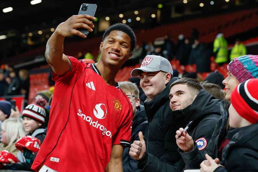 Obi the hero as Man Utd defeat Derby in FAYC