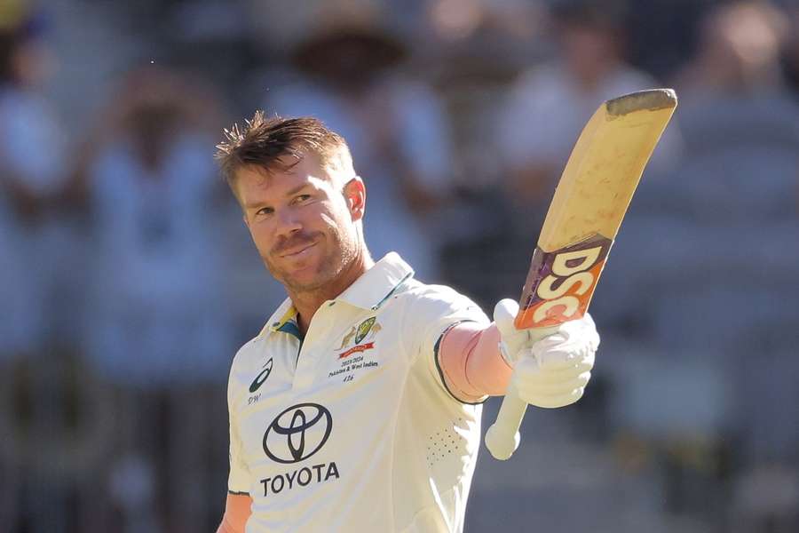 David Warner scored 164 on the first day of the first Test against Pakistan