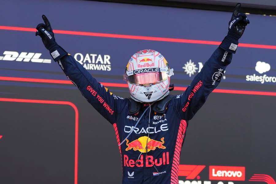 Max Verstappen s předstihem zařídil Red Bullu titul v Poháru konstruktérů.