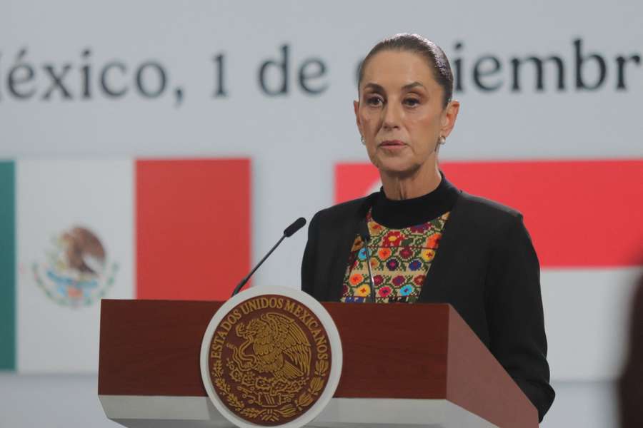 Sheinbaum, en plena comparecencia pública