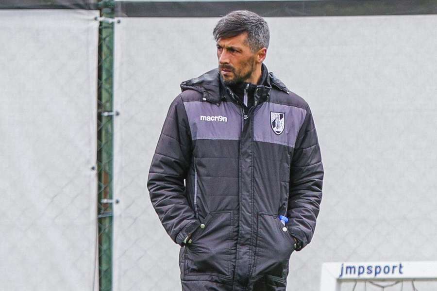 Moreno Teixeira tranquiliza jogadores: "Se falharem, o responsável é o treinador"