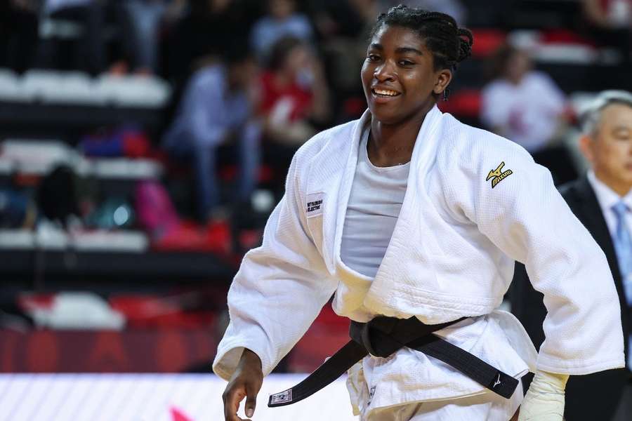 Taís Pina conquistou medalha de ouro no Cazaquistão