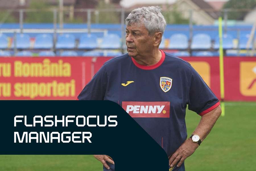 Mircea Lucescu at the first official training of the Romanian national team