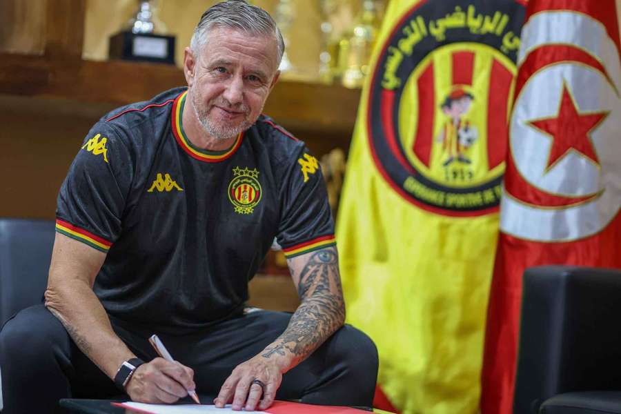 Reghecampf a fost prezentat oficial de Esperance de Tunis