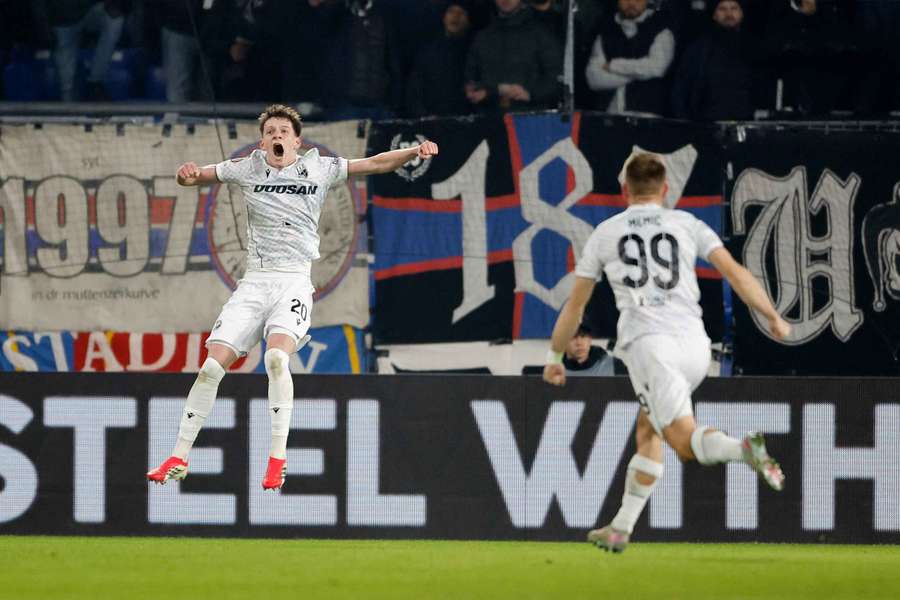 Bude Viktoria slavit? Bude Viktoria slavit?