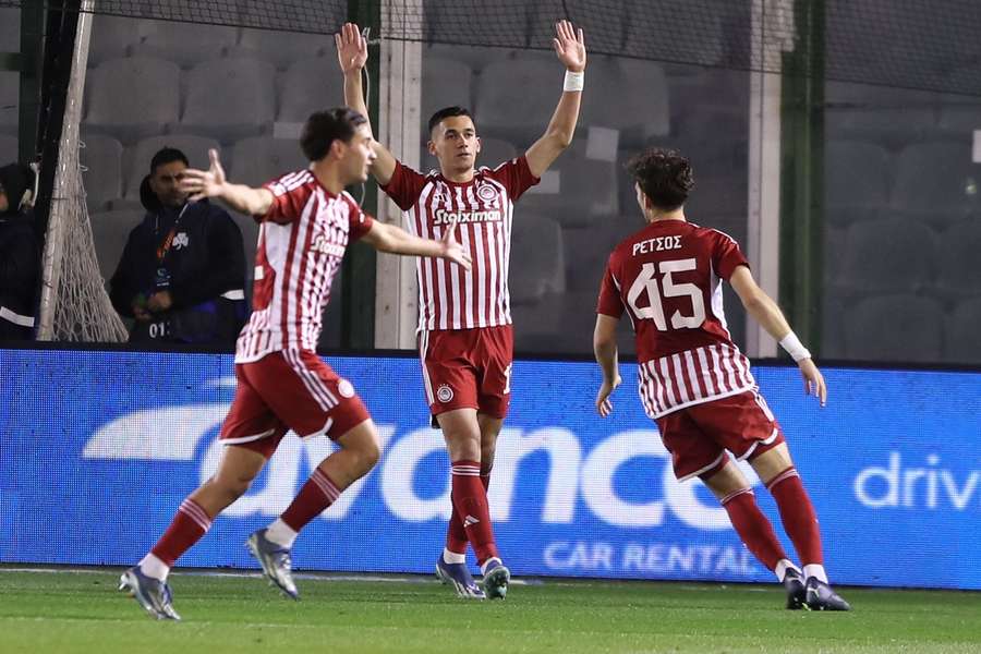 João Carvalho, Podence e Gelson foram titulares