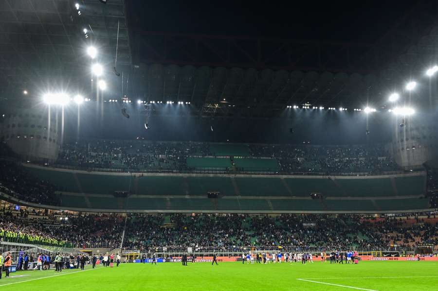 Capo ultrà ucciso, l'Inter rompe il silenzio: "Condanniamo coercizione in curva"