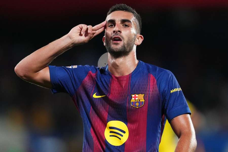 Barcelona vence Getafe com assistência de Raphinha e segue na cola do Real em LaLiga