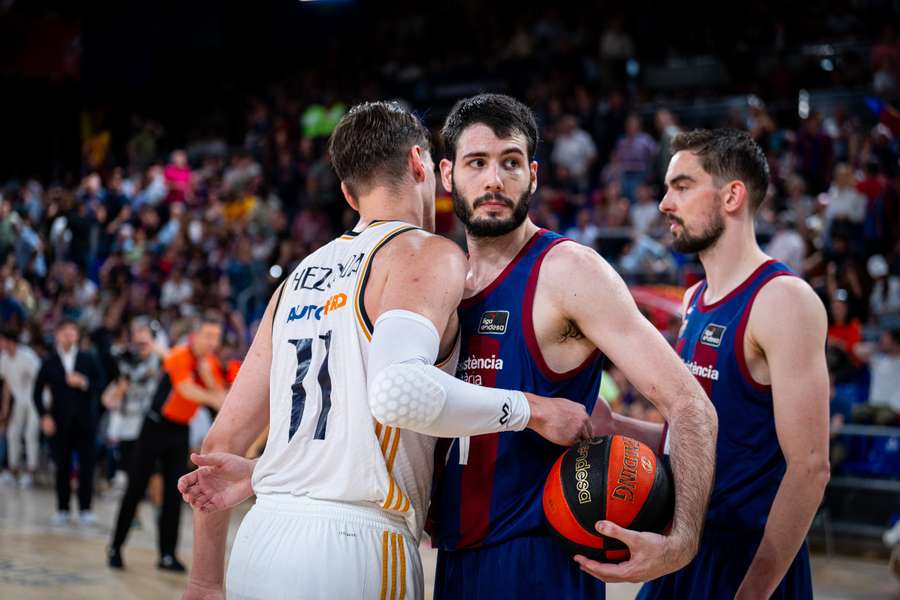 Mario Hezonja y Álex Abrines, en uno de los últimos clásicos