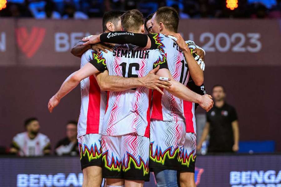 PERUGIA BICAMPEÃO MUNDIAL - Federação Portuguesa de Voleibol