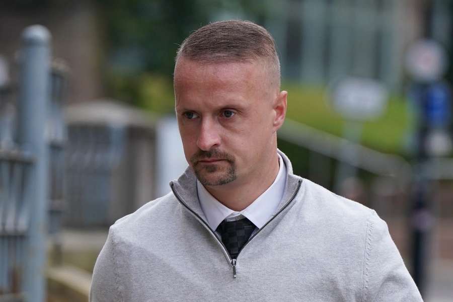 Leigh Griffiths komt aan of gaan net weg bij de rechtbank