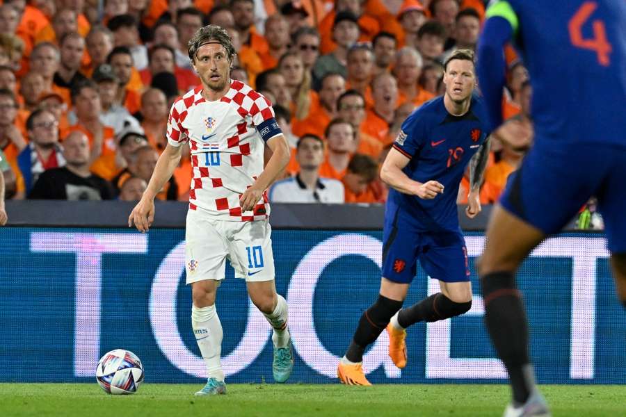 Modric fue el mejor sobre el campo en el Países Bajos - Croacia.