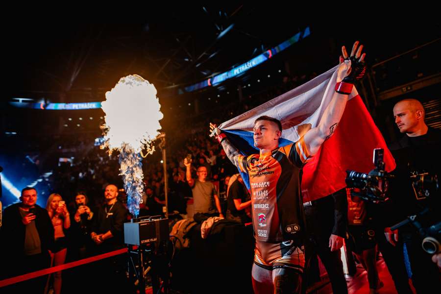 Petrášek bude v decembri bojovať naposledy.