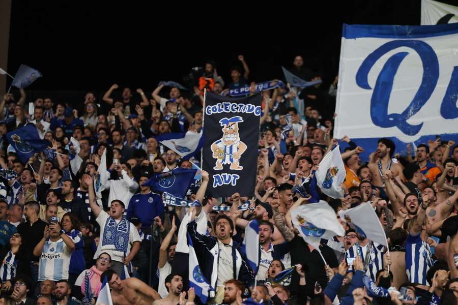 Adeptos do FC Porto festejam o título