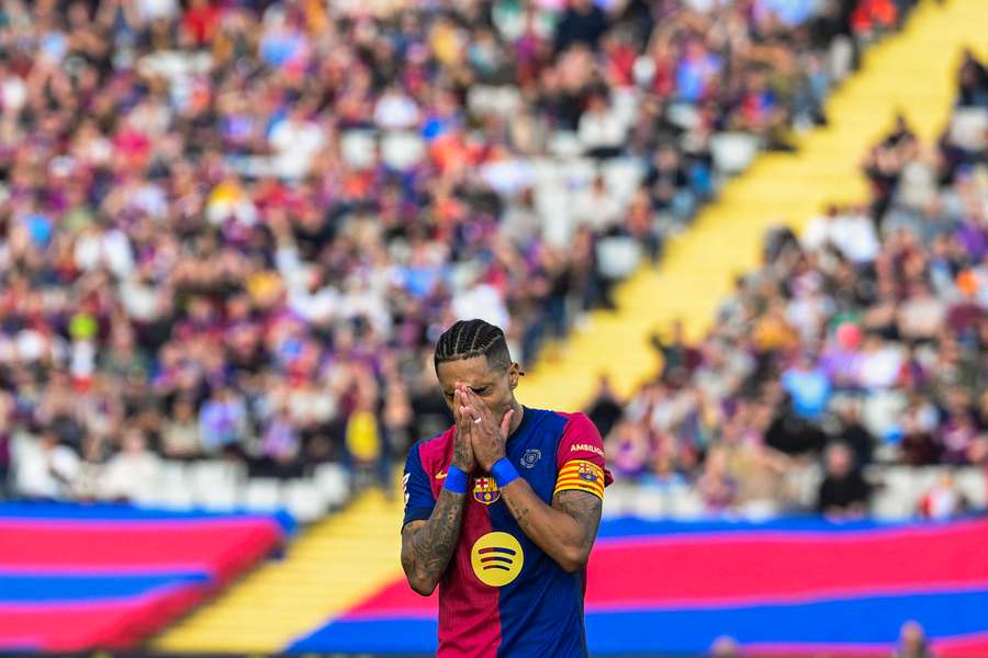 Raphinha si dispera per il gol del vantaggio del Las Palmas