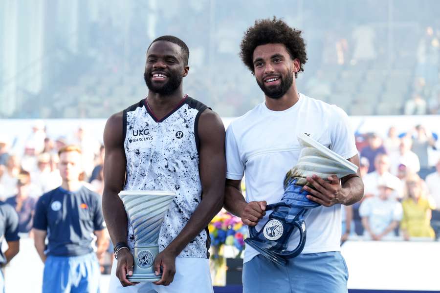 Tiafoe (à g.) et Fils ont disputé la finale du Masters de Cincinnati Tiafoe (à g.) et Fils ont disputé la finale du Masters de Cincinnati