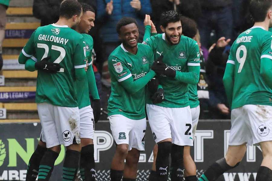 Plymouth start life after Rooney with dramatic Championship draw