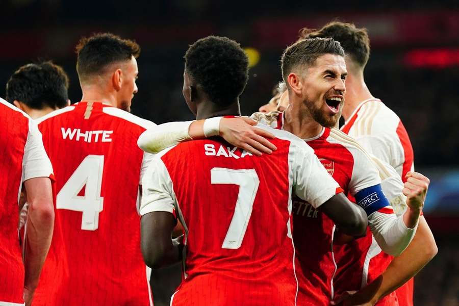 Arsenal x Manchester United: retrospecto, escalações, arbitragem e onde  assistir