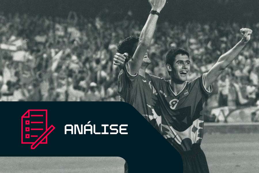 Barcelona-1992: Pep Guardiola celebra com Kiko Narvaez o golo que valeu o ouro à Espanha