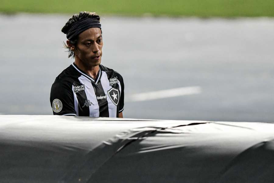 Honda deixou o Botafogo sem o impacto esperado Honda deixou o Botafogo sem o impacto esperado