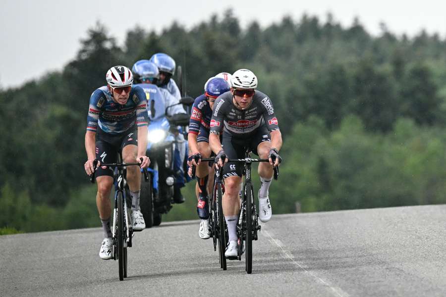 Australian rider Kaden Groves leads the colonel during the 20th Tour of Tournament de France Australian rider Kaden Groves leads the colonel during the 20th Tour of Tournament de France