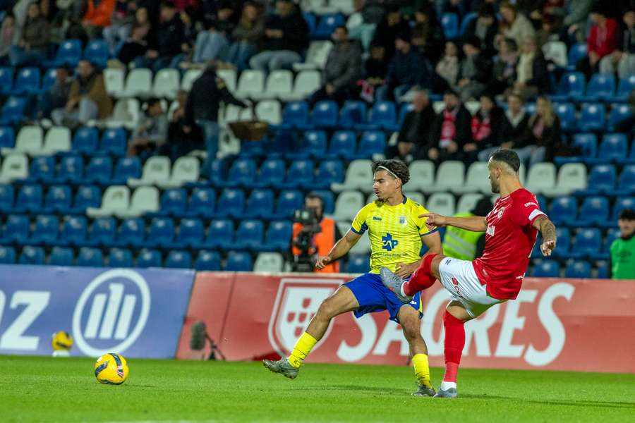 Luís Rocha deixa o Santa Clara Luís Rocha deixa o Santa Clara