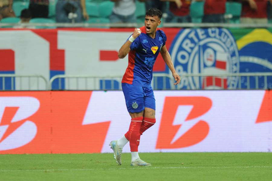 Lucho foi o nome do jogo na Fonte Nova
