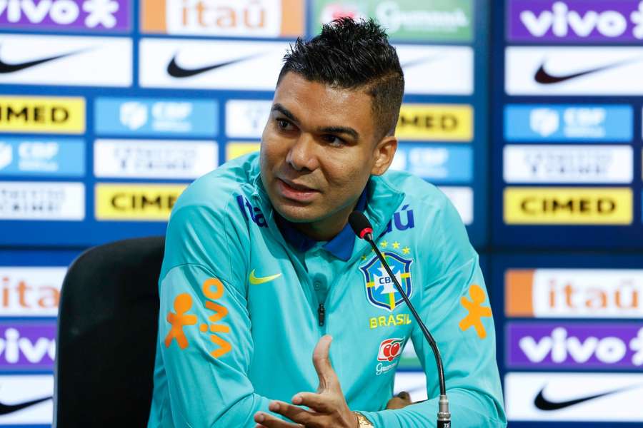 Casemiro habla en rueda de prensa.