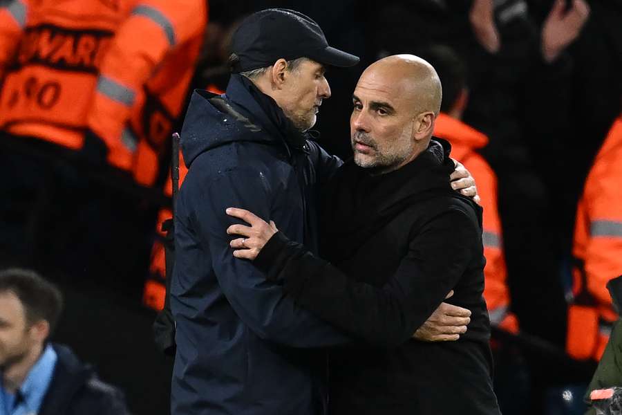 Unterschiedlicher könnten Emotionen wohl nicht sein: Thomas Tuchel (l.) flüchtete nach der Umarmung mit Pep Guardiola in die Kabine.