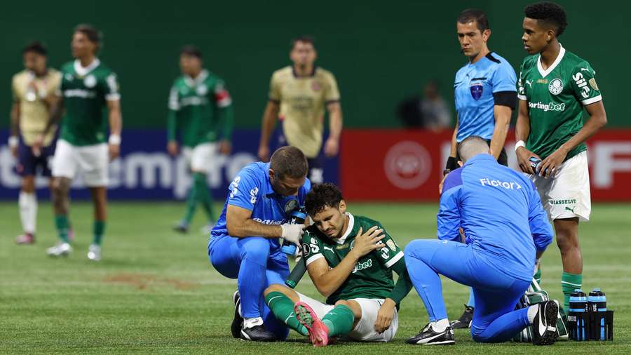 Raphael Veiga pode desfalcar o Palmeiras