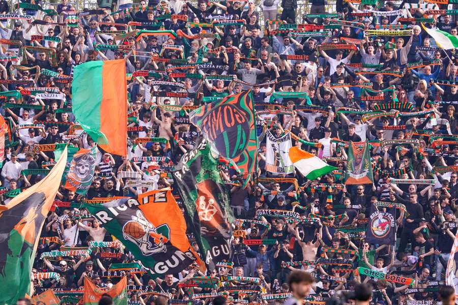 La afición del Venecia disfrutará de un nuevo estadio en 2027.