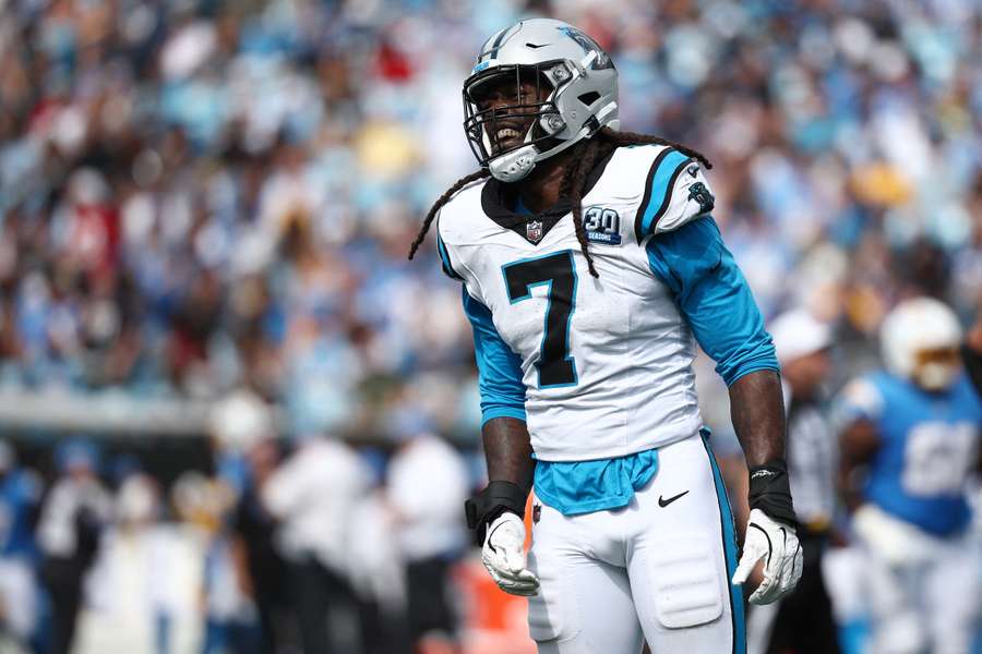 Dallas Cowboys sign veteran DE Jadeveon Clowney following overtime win over Giants