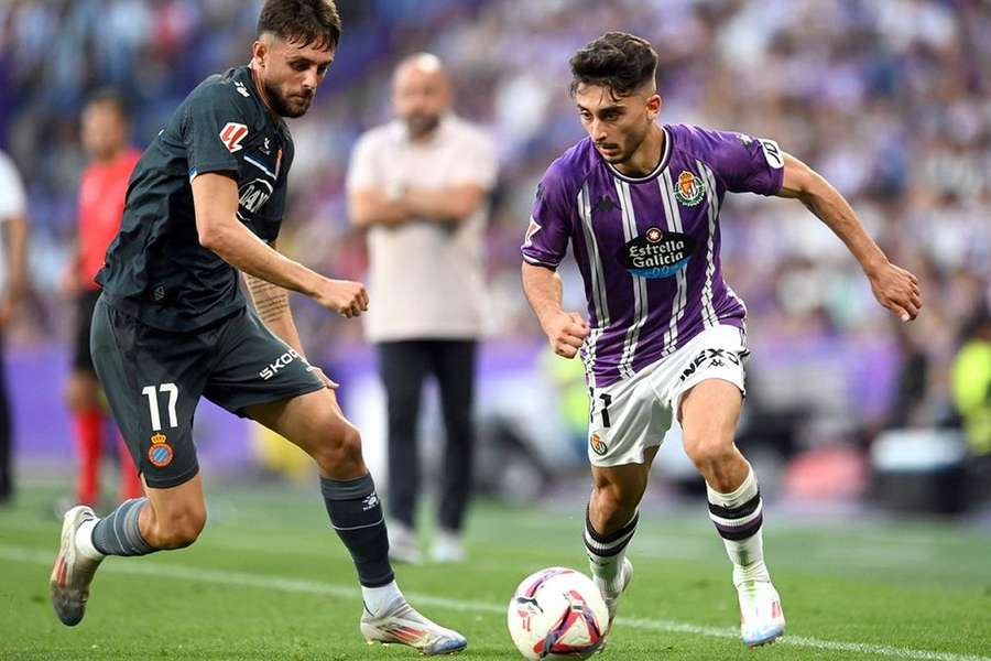 Forest rival Bournemouth, Betis for Valladolid winger Moro