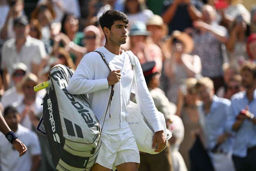 Alcaraz nebude startovat ani ve Wimbledonu.