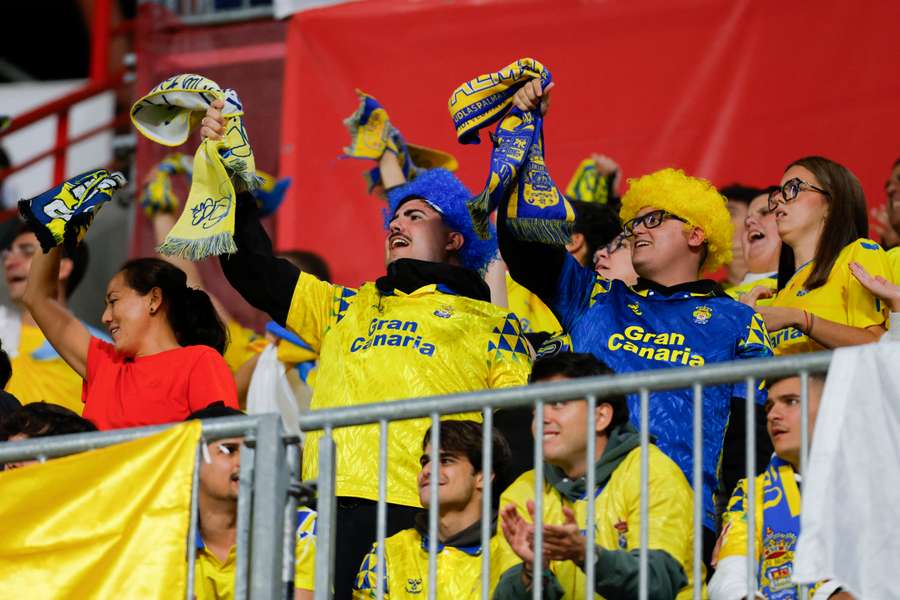La afición de Las Palmas se ahorrará un viaje a la Península esta temporada La afición de Las Palmas se ahorrará un viaje a la Península esta temporada