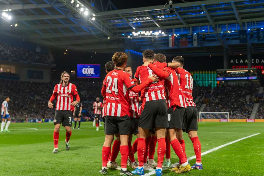 PSV celebrate Guus Til's goal against Porto