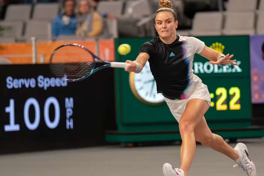 Sakkari bate Sabalenka e é 1ª classificada para as semis do WTA Finals