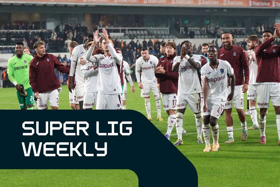 Trabzonspor celebrate their incredible late win Trabzonspor celebrate their incredible late win