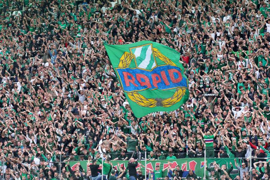 Rapid-Fans im Block West