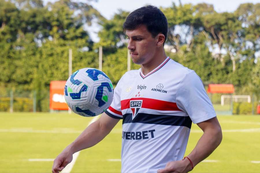 Gonzalo Tapia é o novo reforço do São Paulo