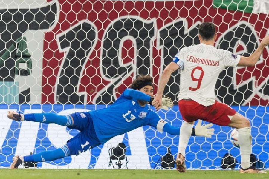 Lewandowski segue sem marcar pela Polônia em uma Copa do Mundo 