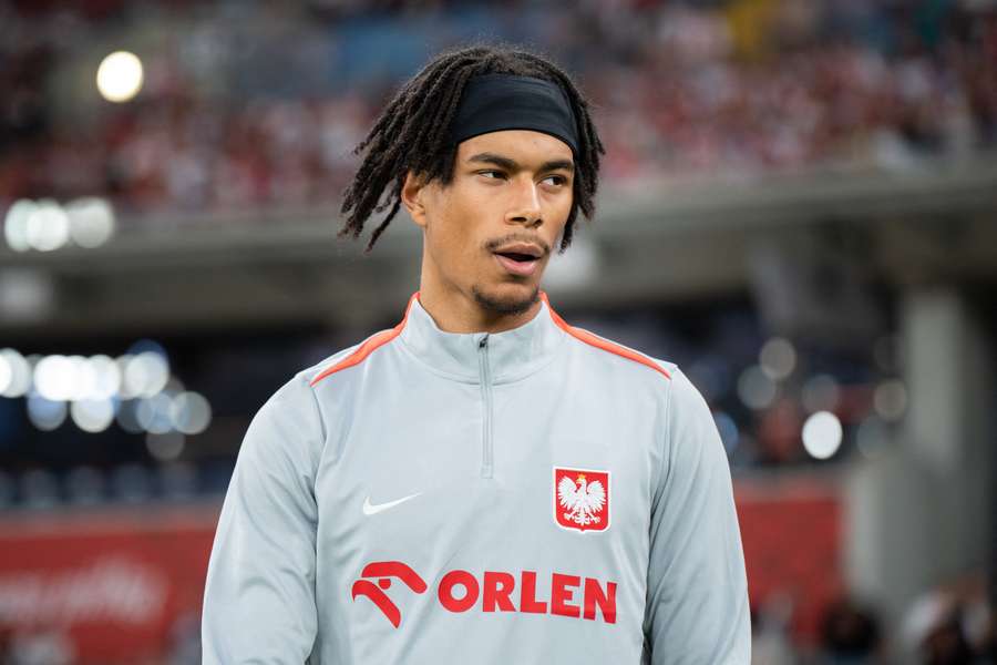 Maximillian Oyedele przed meczem towarzyskim Polska-Mołdawia na Stadionie Śląskim w Chorzowie. Maximillian Oyedele przed meczem towarzyskim Polska-Mołdawia na Stadionie Śląskim w Chorzowie.