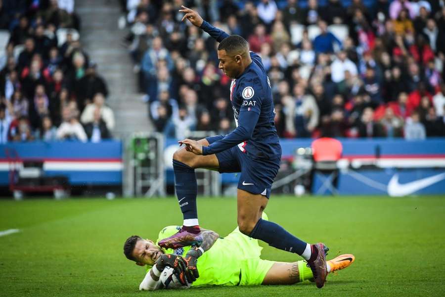 Victorie la scor pentru PSG, 5-0 cu Auxerre