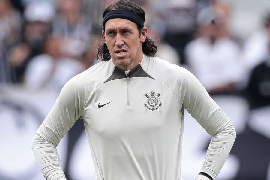 Corinthians, de Cássio (foto), vai em busca da primeira vitória no Brasileirão