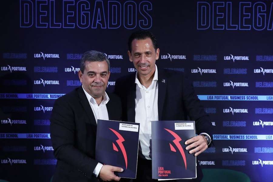 António Marques Silva, presidente da AF Vila Real, com Pedro Proença António Marques Silva, presidente da AF Vila Real, com Pedro Proença