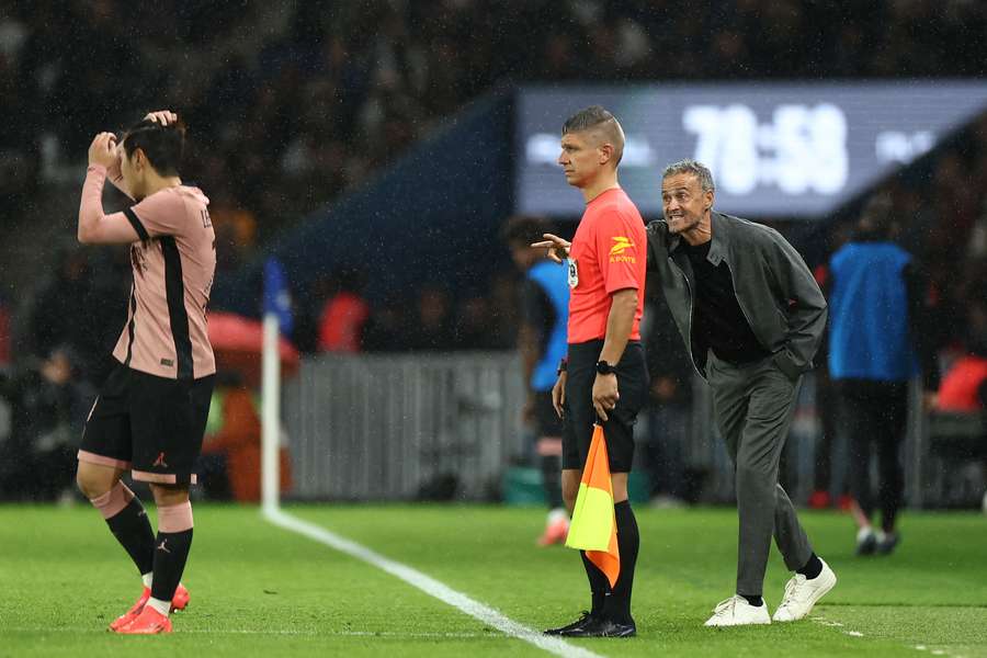 Luis Enrique au Parc des Princes ce vendredi soir.