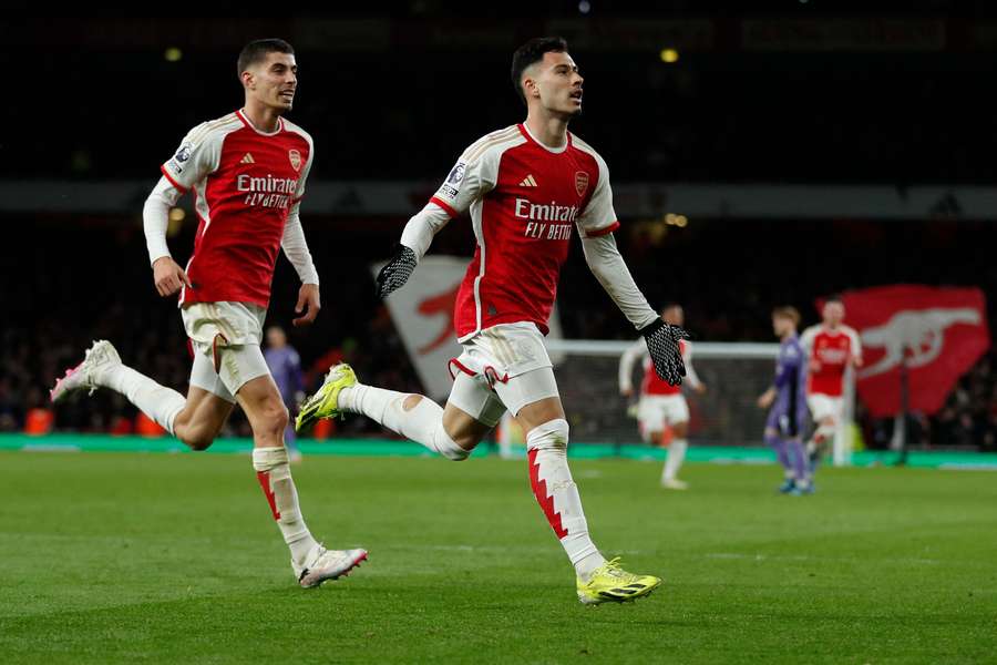 Arsenal celebrate re-taking the lead