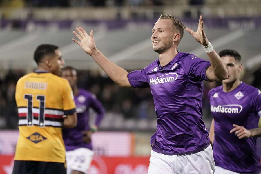 Čech Barák poslal Fiorentinu do pohárového štvrťfinále, Dybala Rím